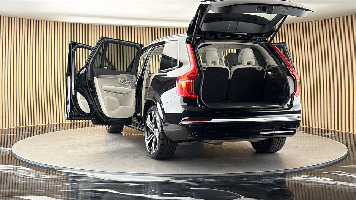 More views of Volvo XC90