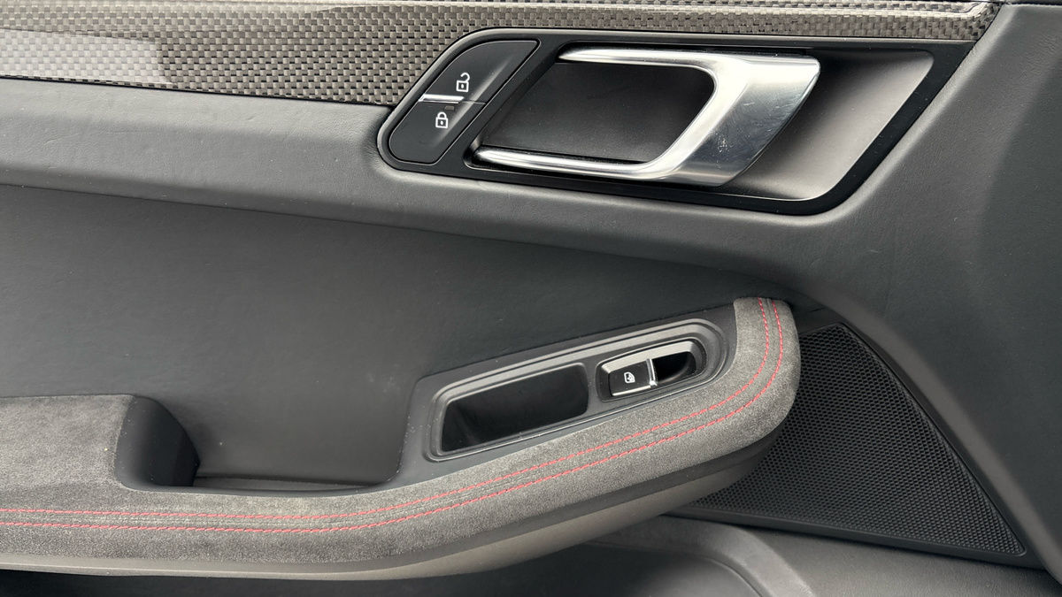Porsche Macan Image 19