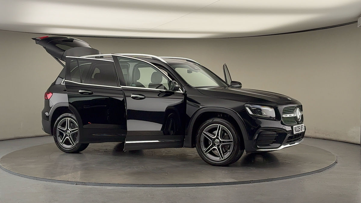 More views of Mercedes-Benz GLB