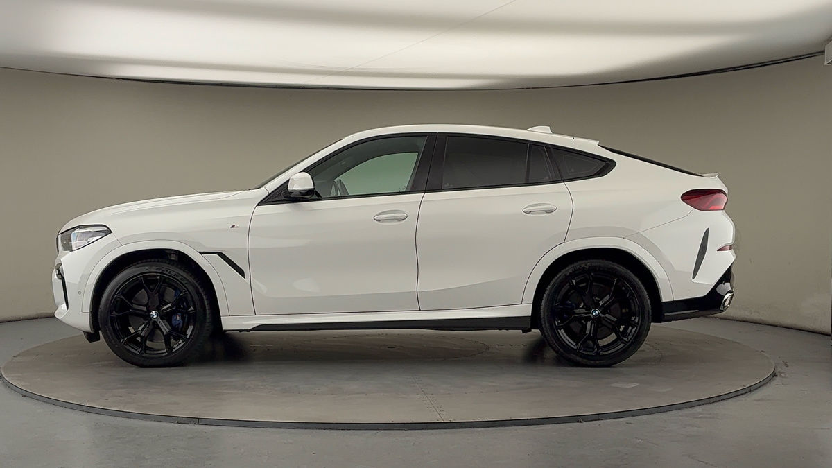 BMW X6 Image 15