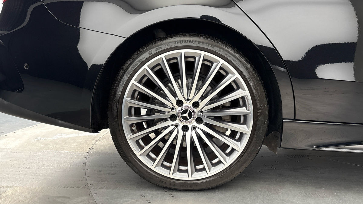 Mercedes-Benz C Class Image 10