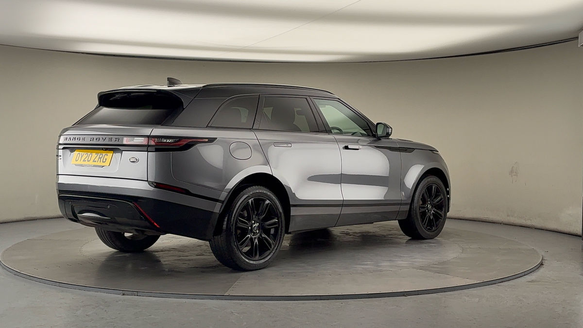 Land Rover Range Rover Velar Image 21