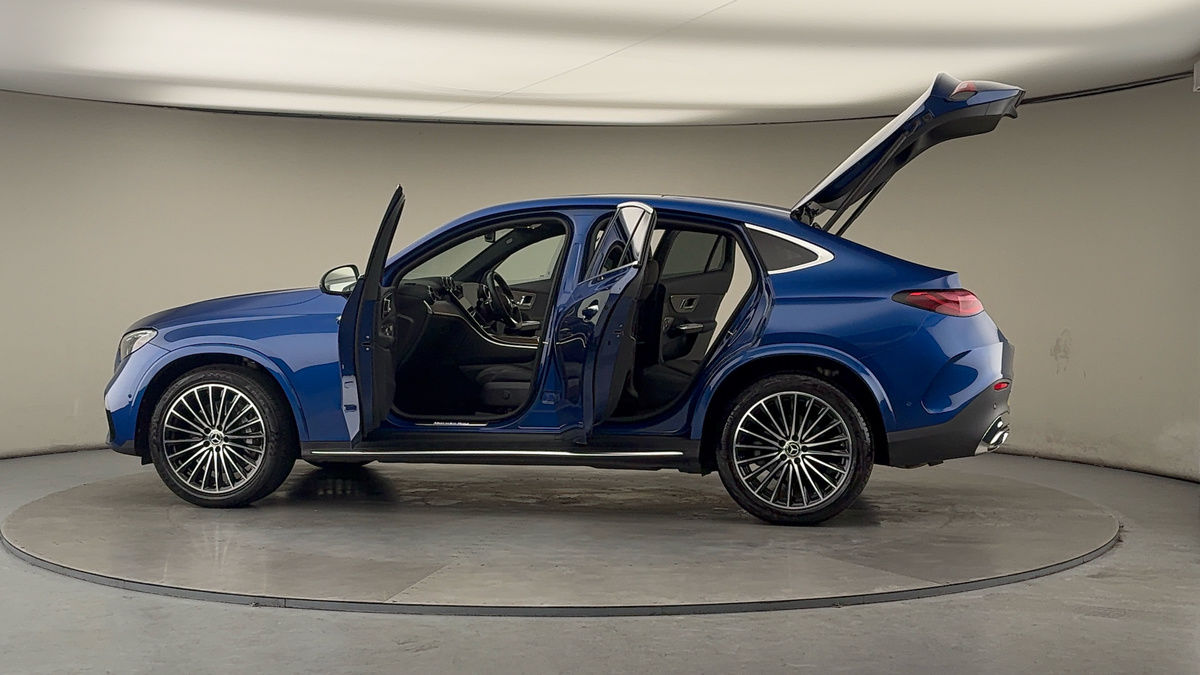 More views of Mercedes-Benz GLC