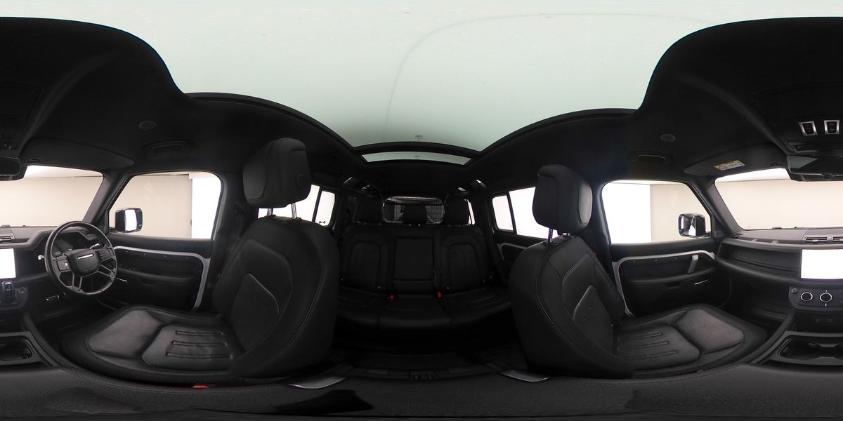 More views of Land Rover Defender 110
