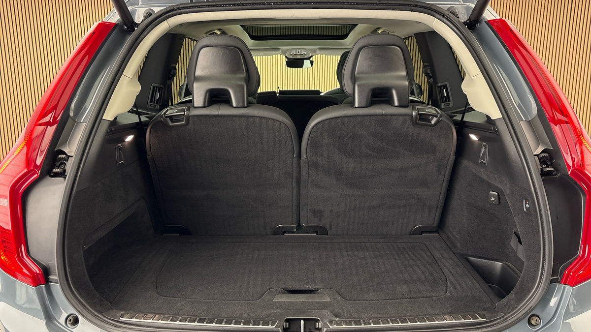 Volvo XC90 Image 11