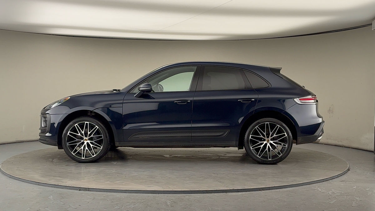 Porsche Macan Image 15