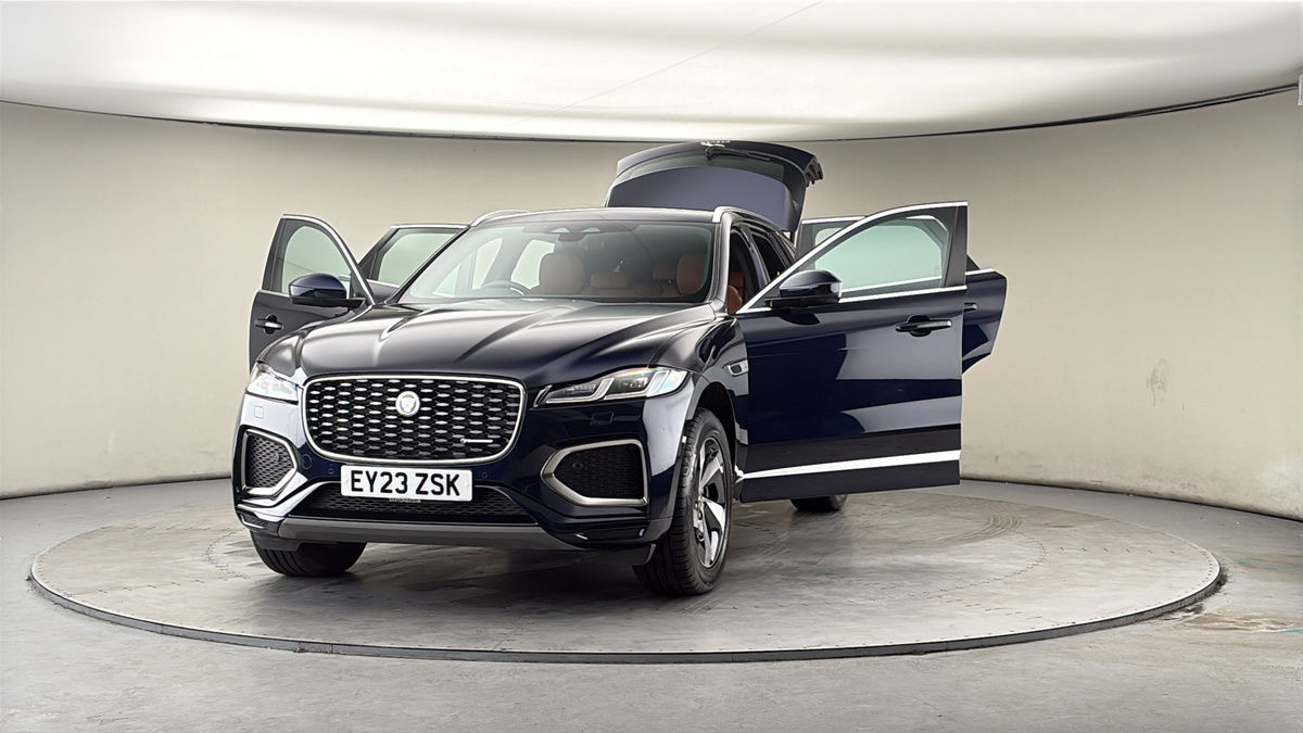 More views of Jaguar F-PACE