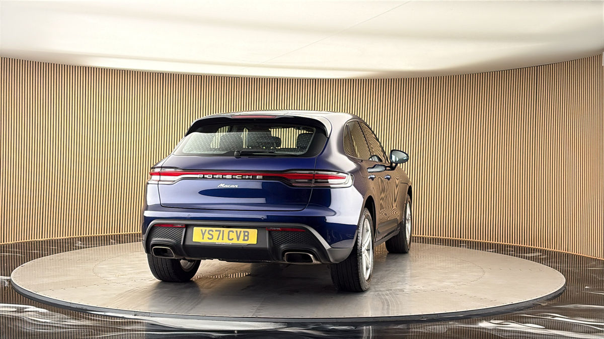 More views of Porsche Macan