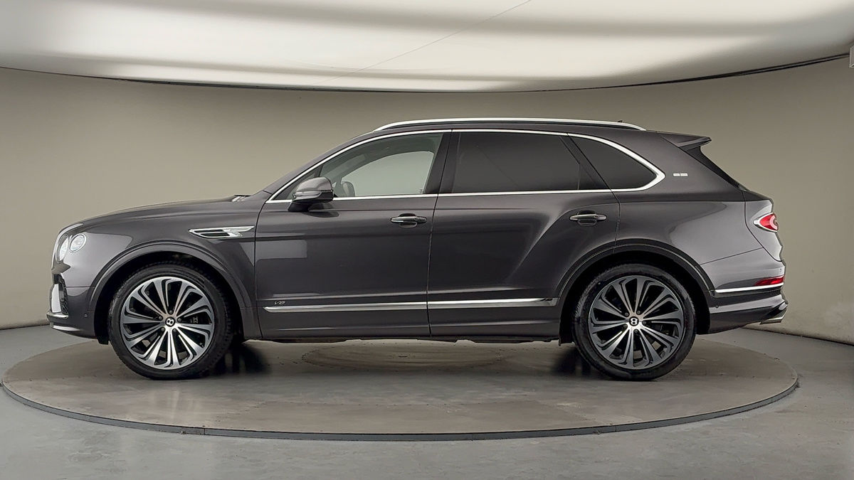 Bentley Bentayga Image 15