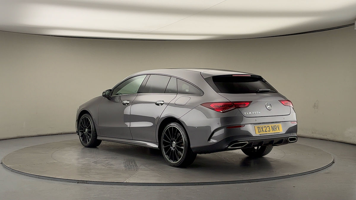 Mercedes-Benz CLA Image 2