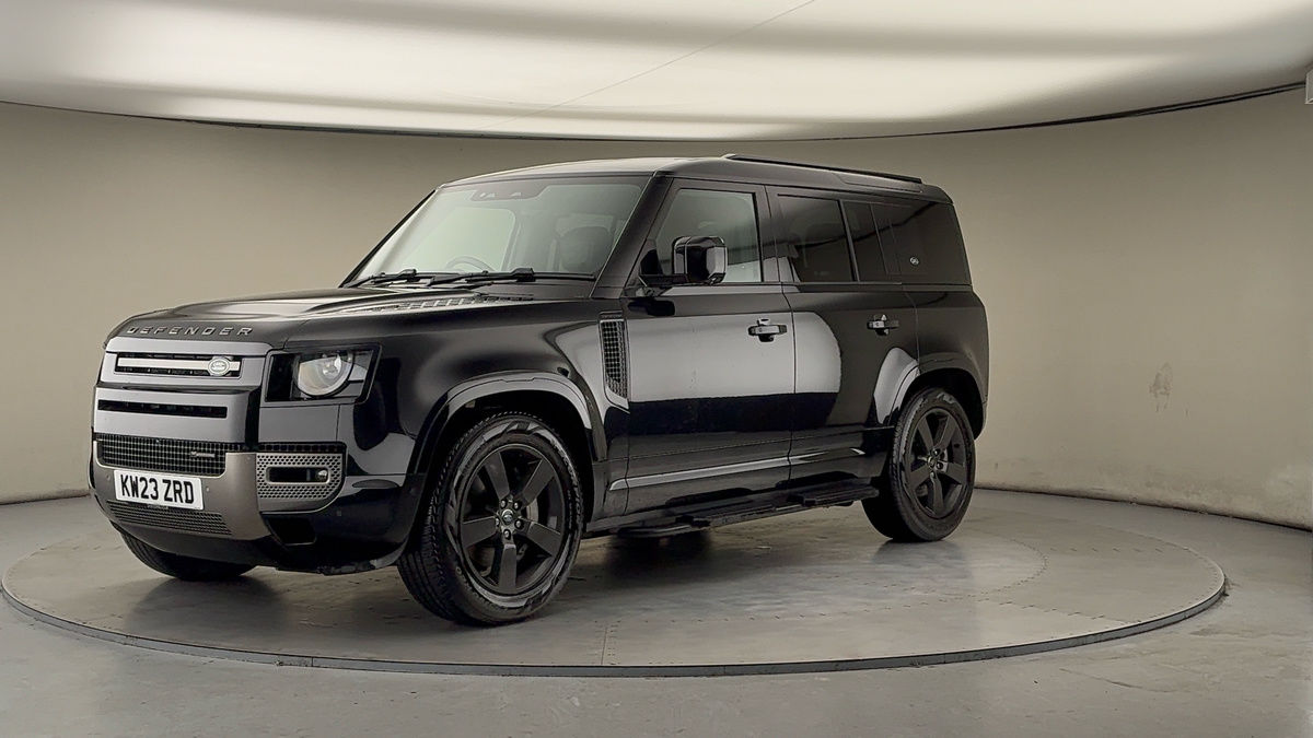 Land Rover Defender 110 Image 20