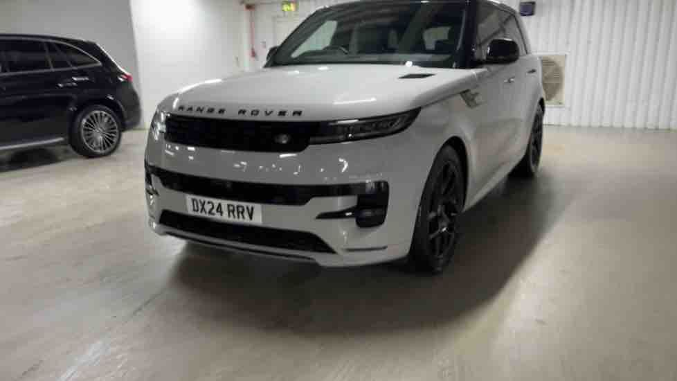 More views of Land Rover Range Rover Sport