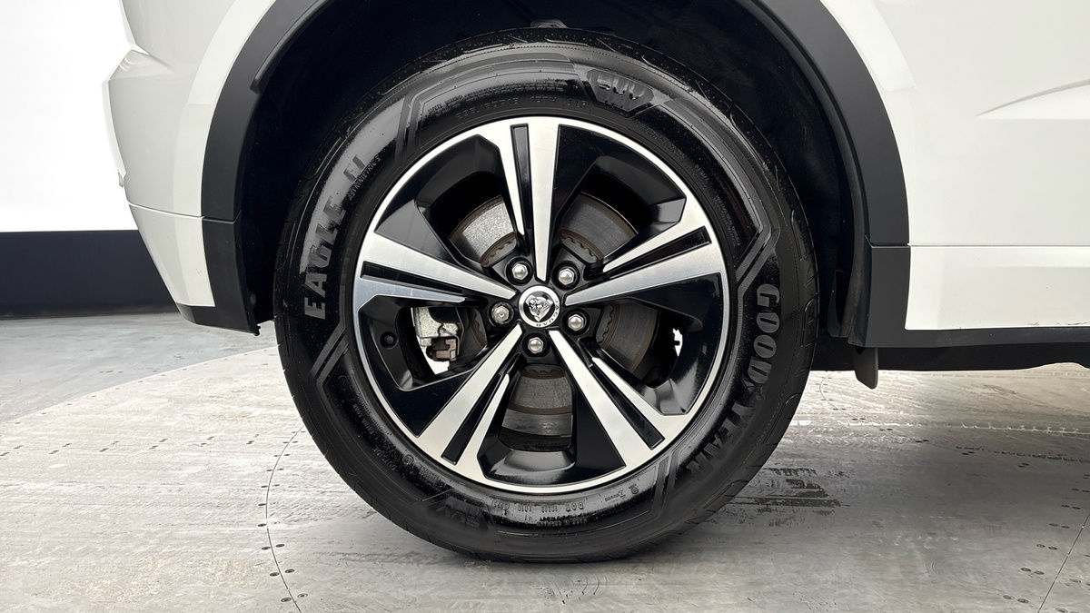 More views of Jaguar E-PACE
