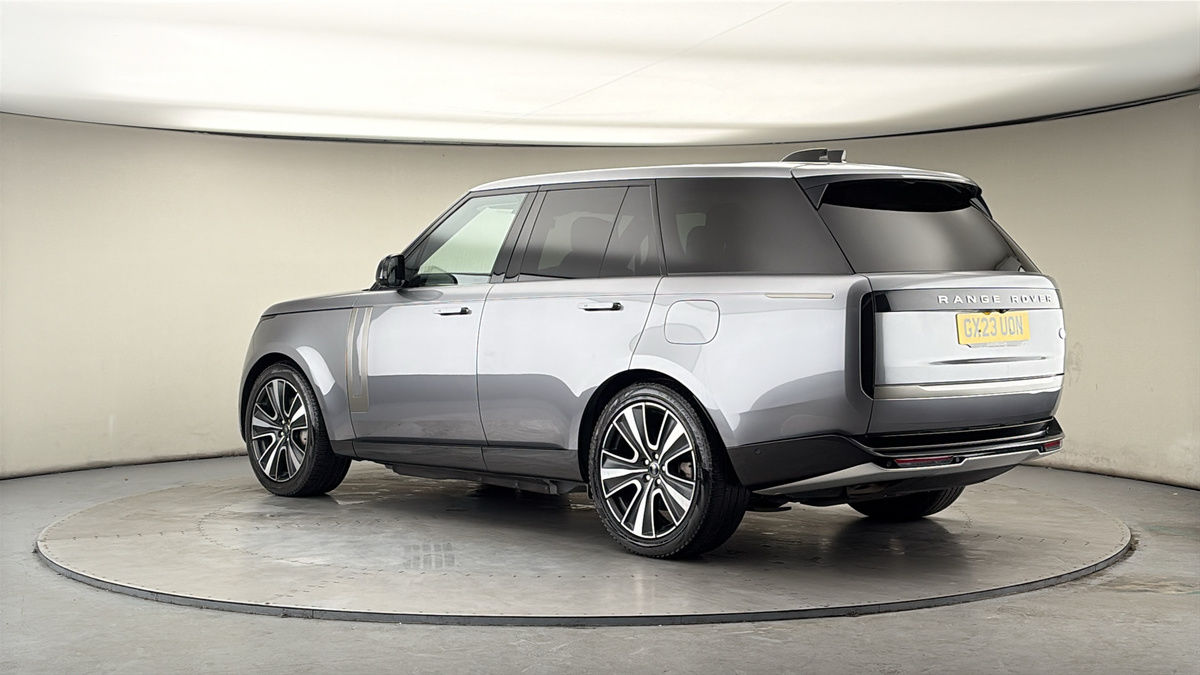 More views of Land Rover Range Rover