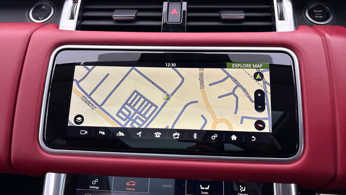 Land Rover Range Rover Sport Image 17