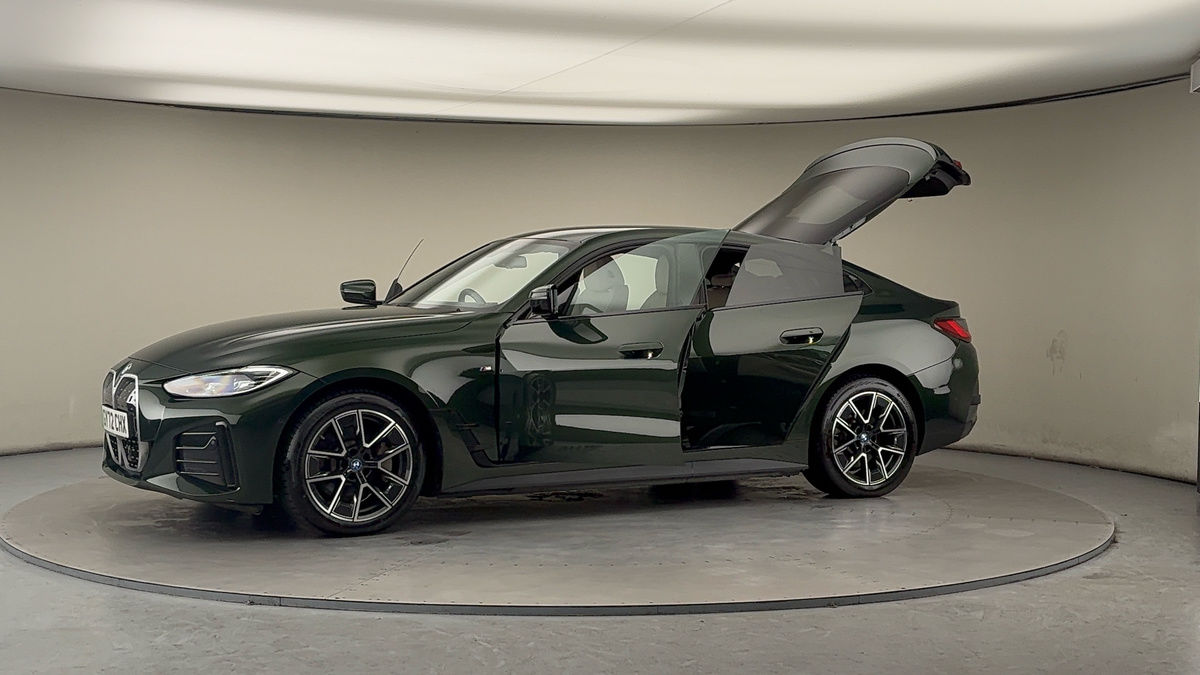 More views of BMW i4