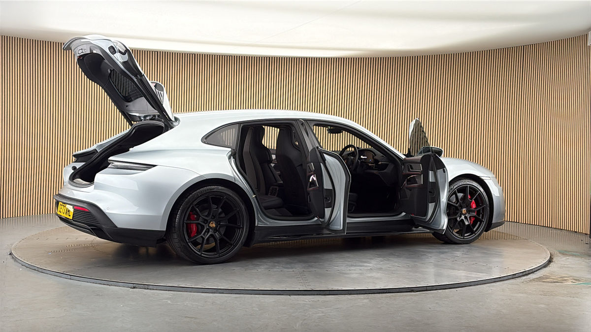 More views of Porsche Taycan
