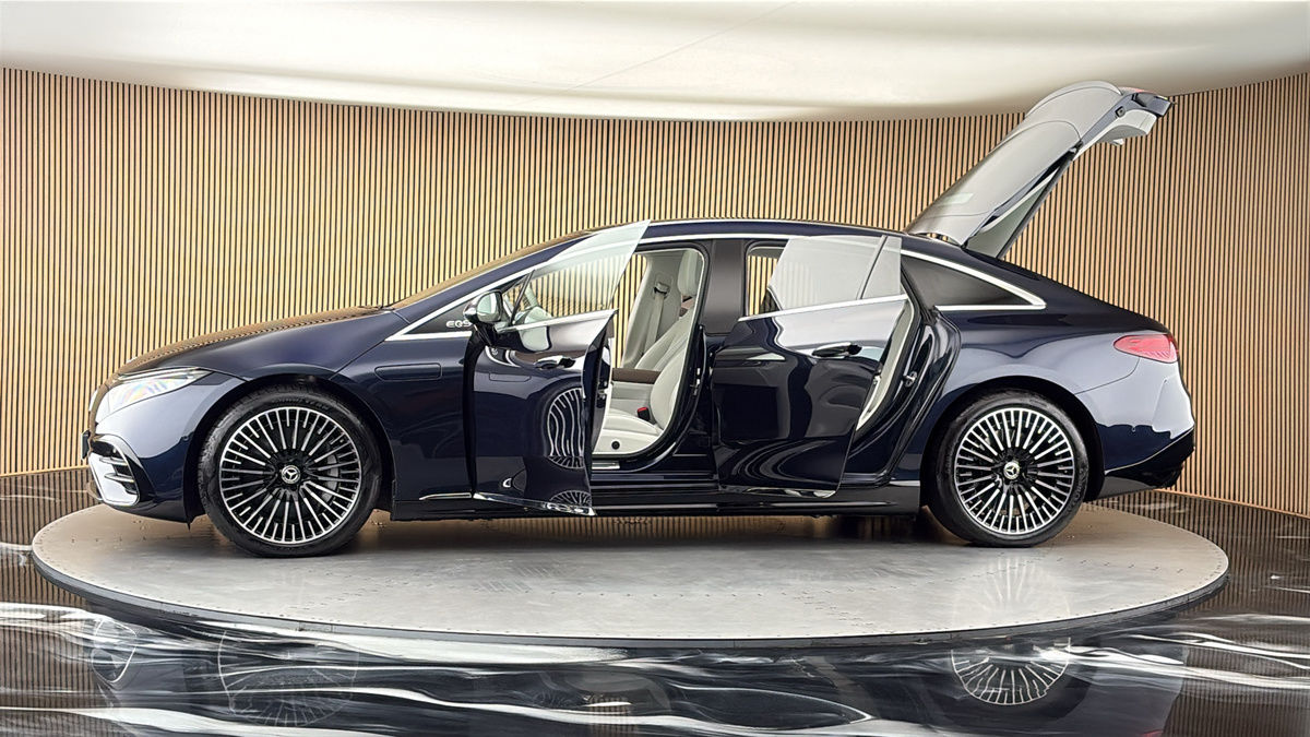 More views of Mercedes-Benz EQS