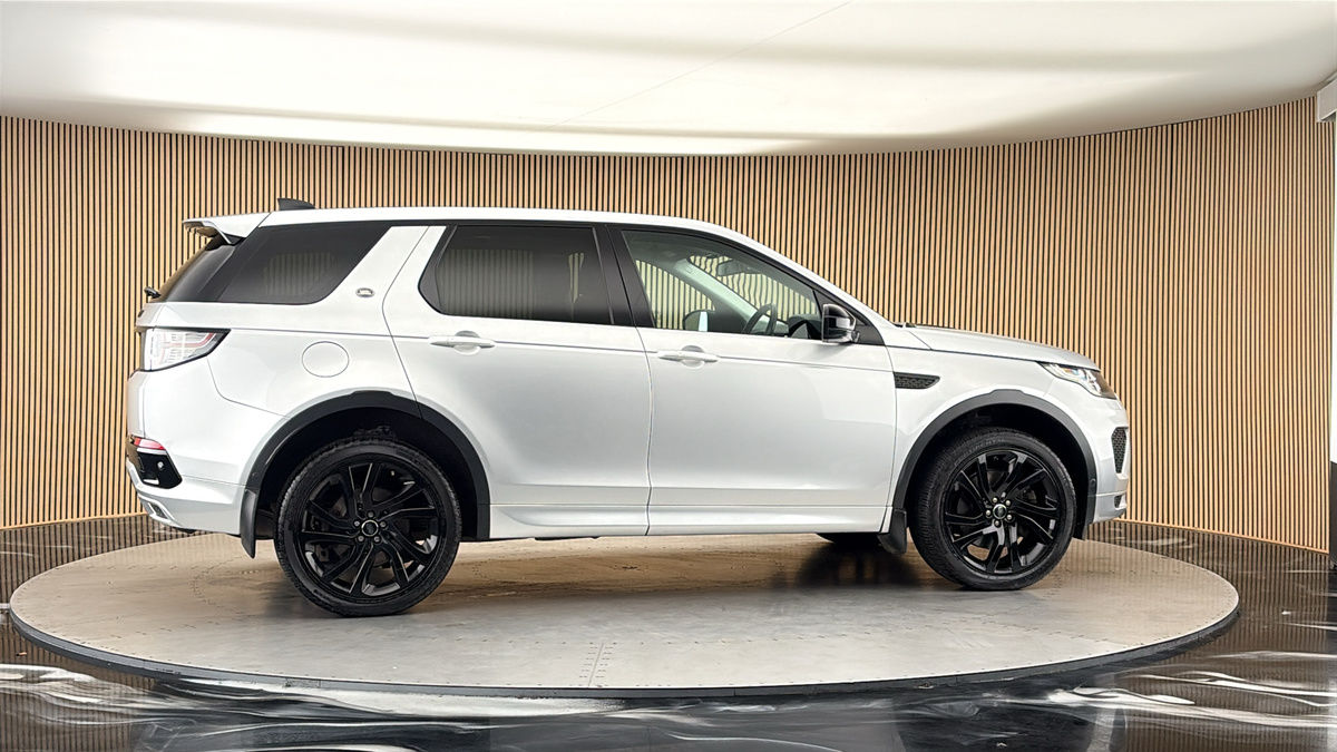More views of Land Rover Discovery Sport