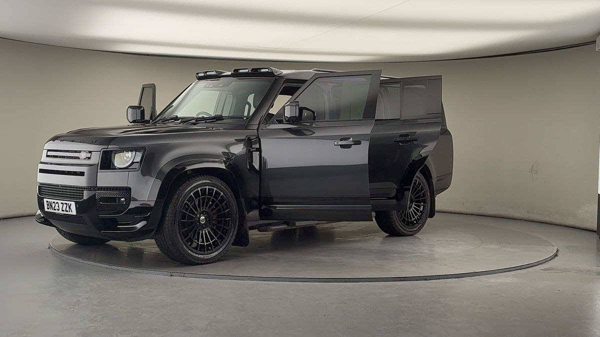 More views of Land Rover Defender 130