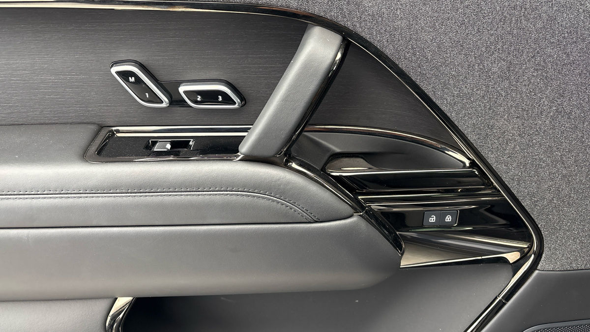 Land Rover Range Rover Sport Image 19