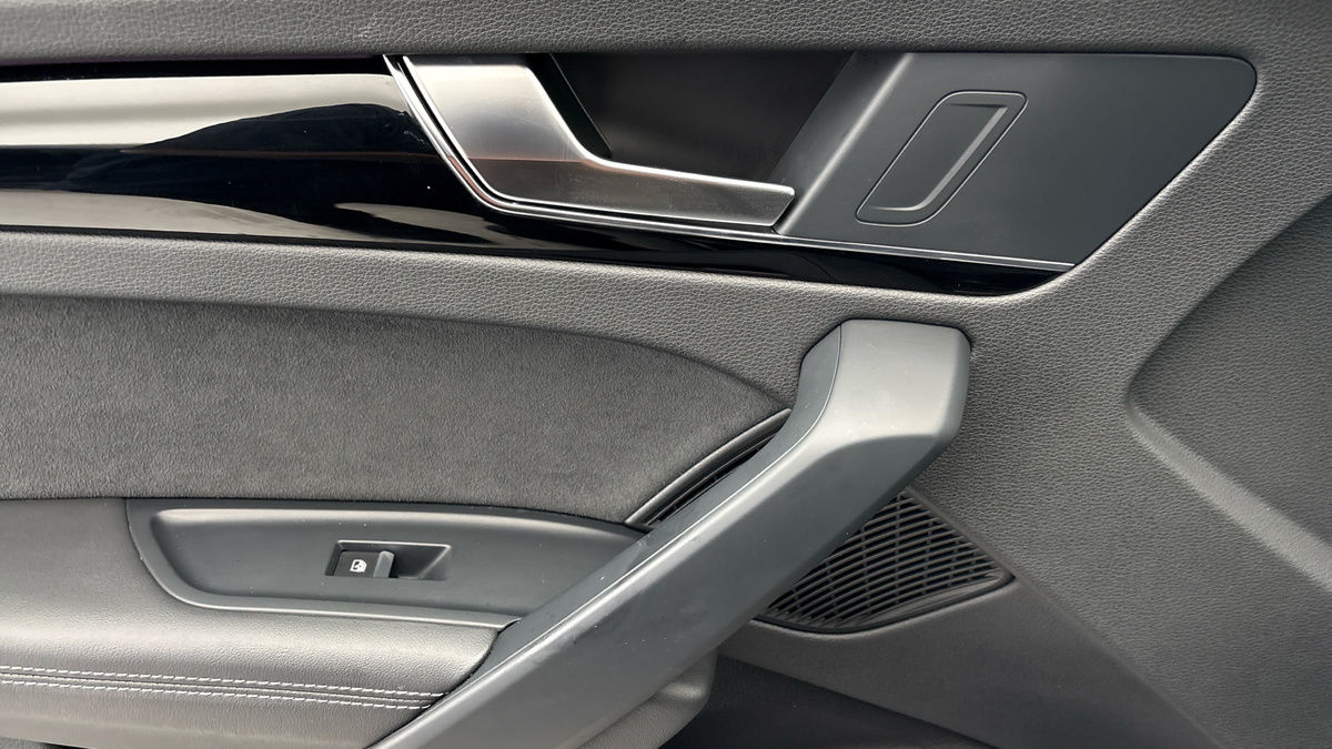 Audi Q5 Image 19