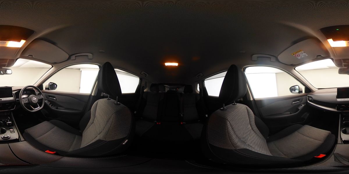 More views of Nissan X-Trail