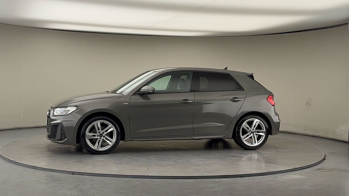 More views of Audi A1