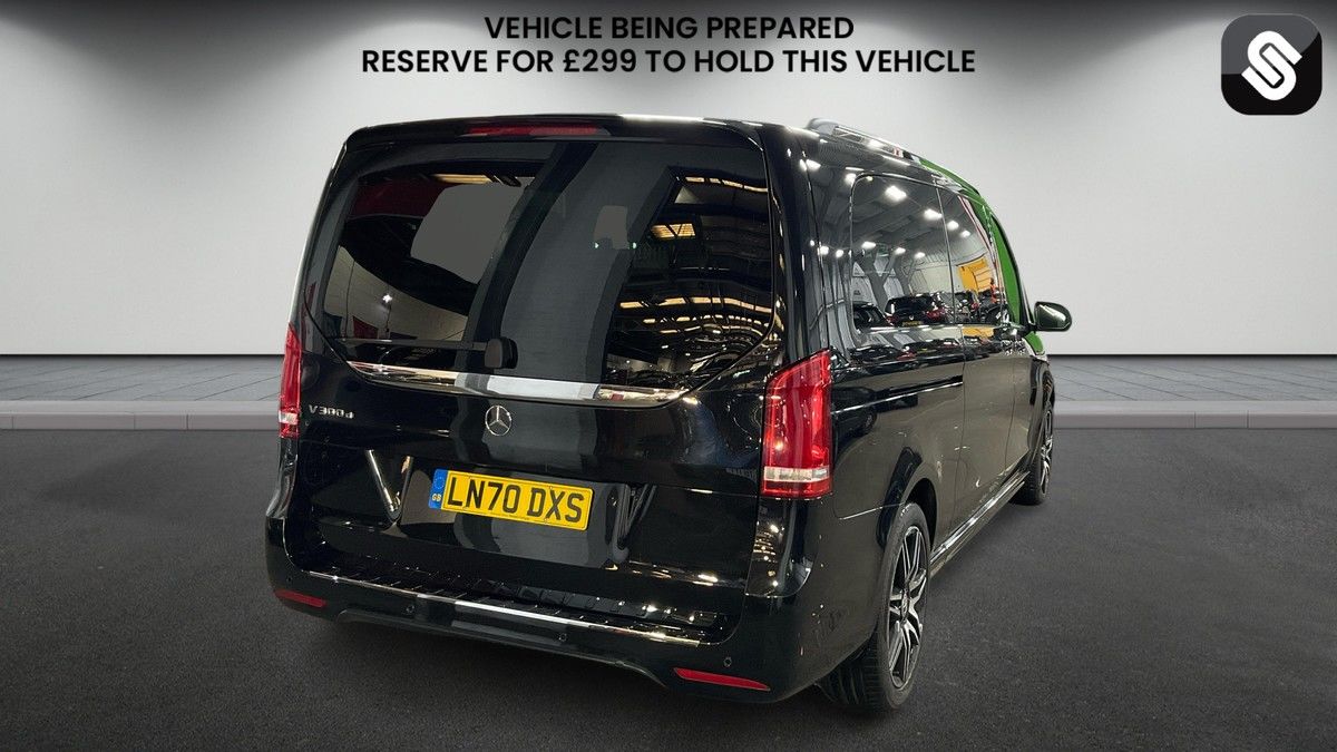Mercedes-Benz V Class Image 4