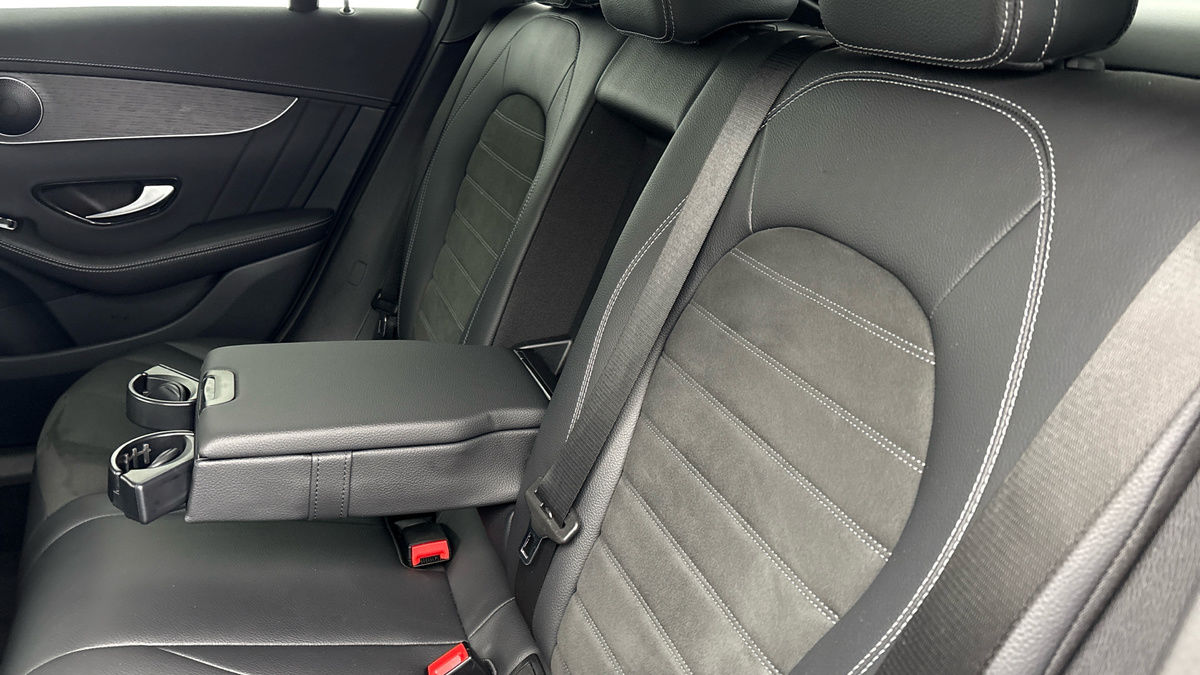 Mercedes-Benz GLC Image 9