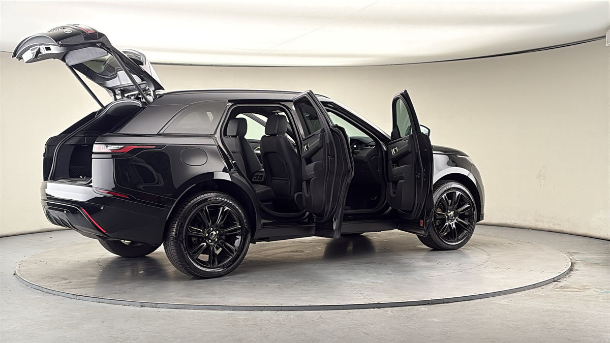 More views of Land Rover Range Rover Velar