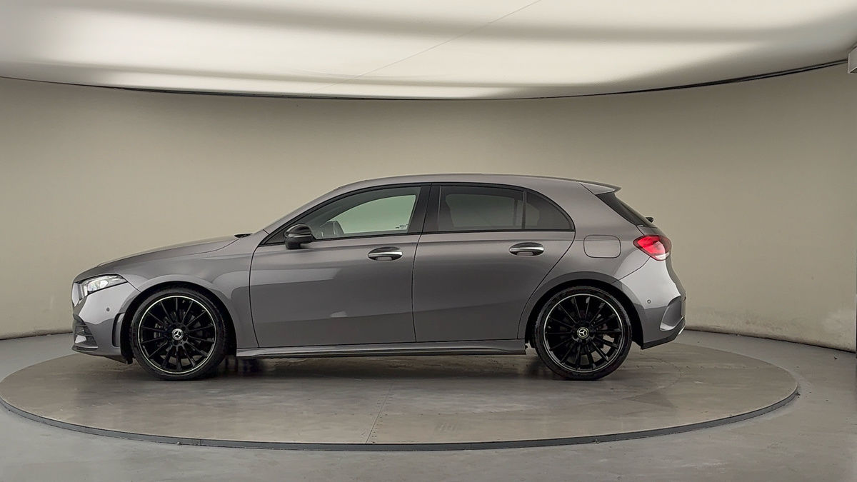Mercedes-Benz A Class Image 15