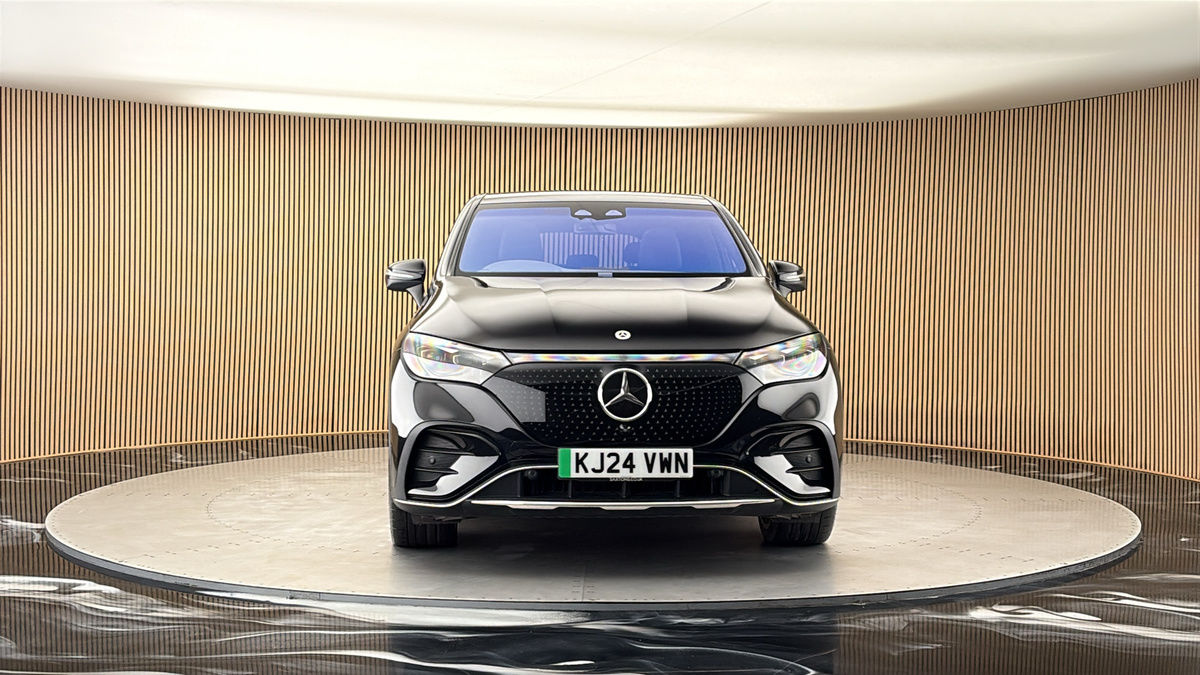 More views of Mercedes-Benz EQE