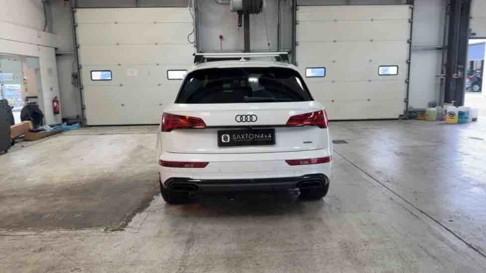 More views of Audi Q5