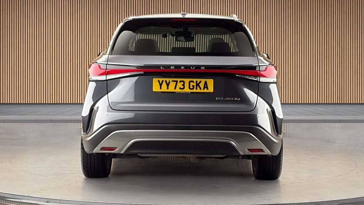 Lexus RX Image 4