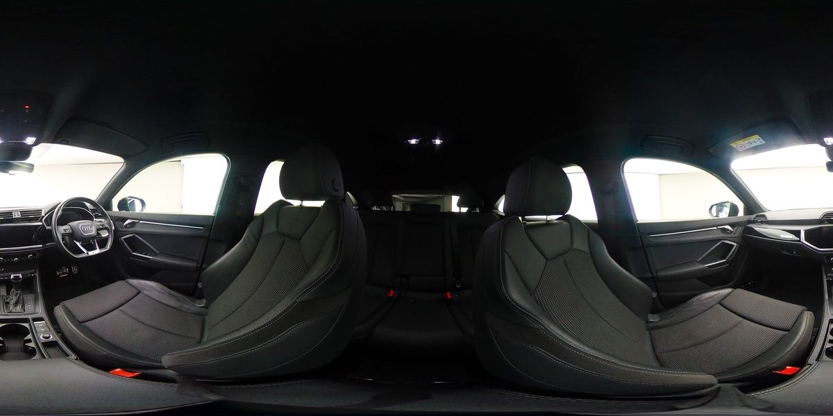 More views of Audi Q3