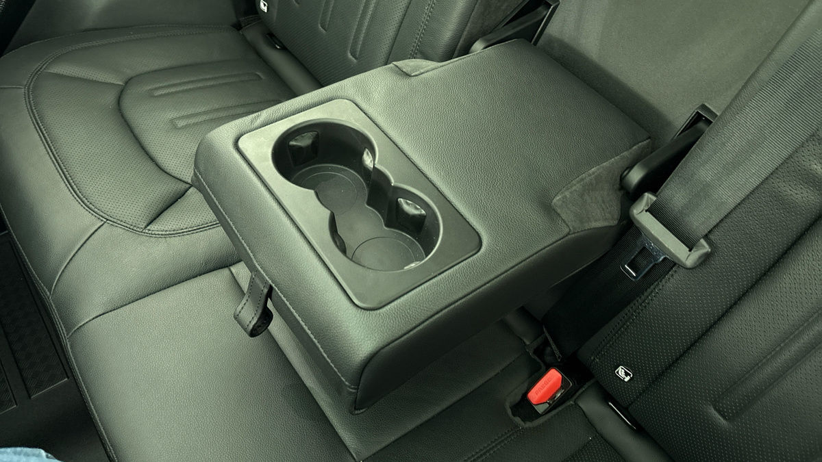 Land Rover Defender 90 Urban Image 9