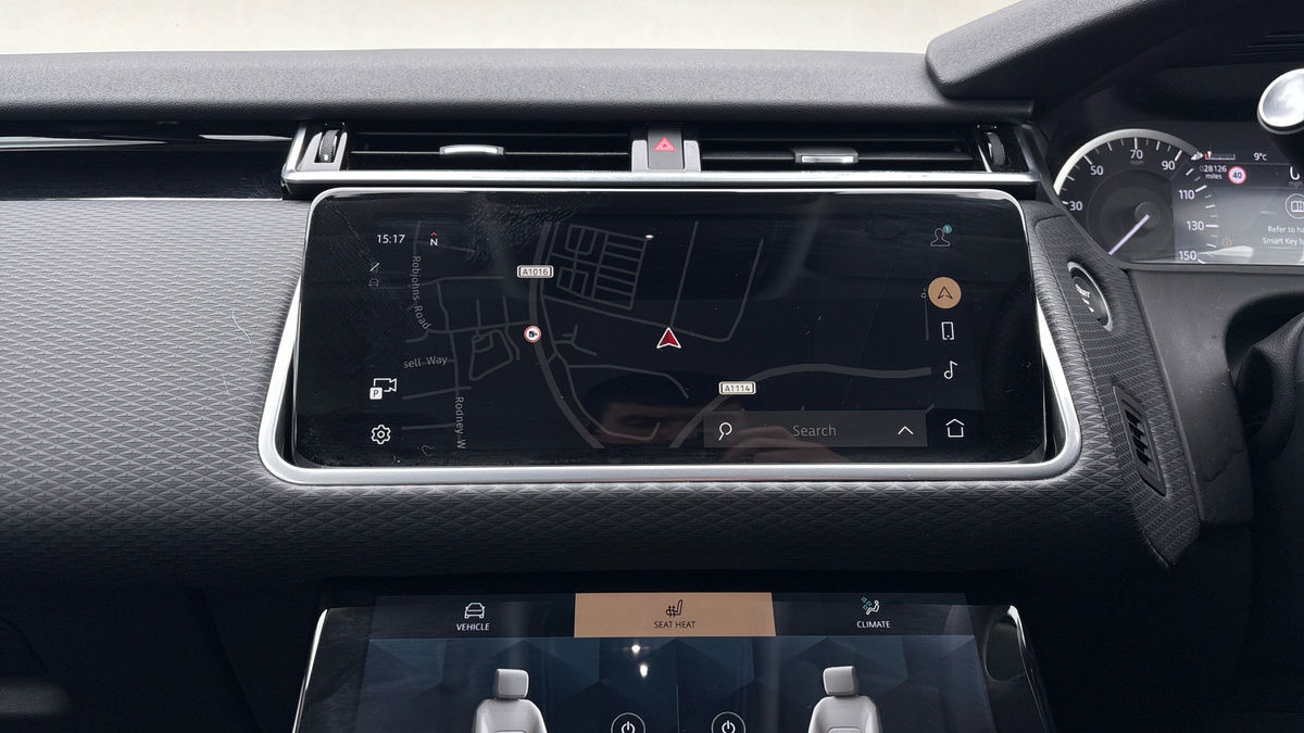 Land Rover Range Rover Velar Image 17