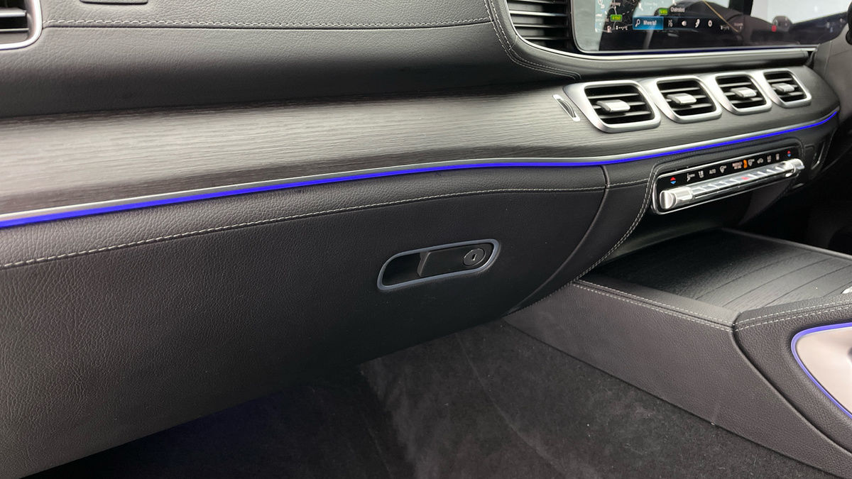 Mercedes-Benz GLE Image 25