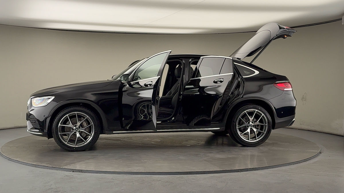 More views of Mercedes-Benz GLC