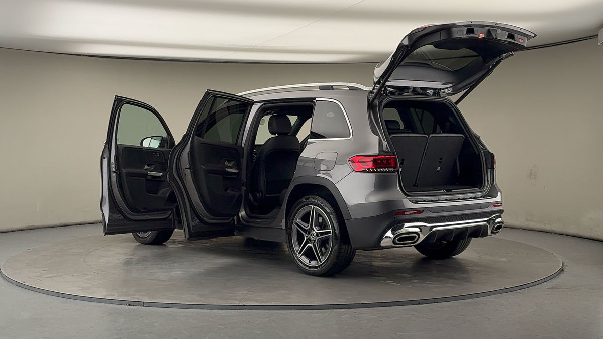 More views of Mercedes-Benz GLB