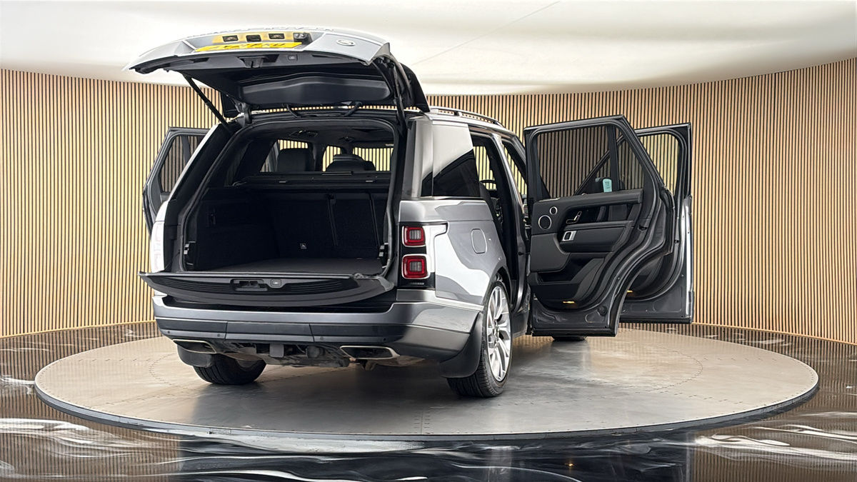 More views of Land Rover Range Rover