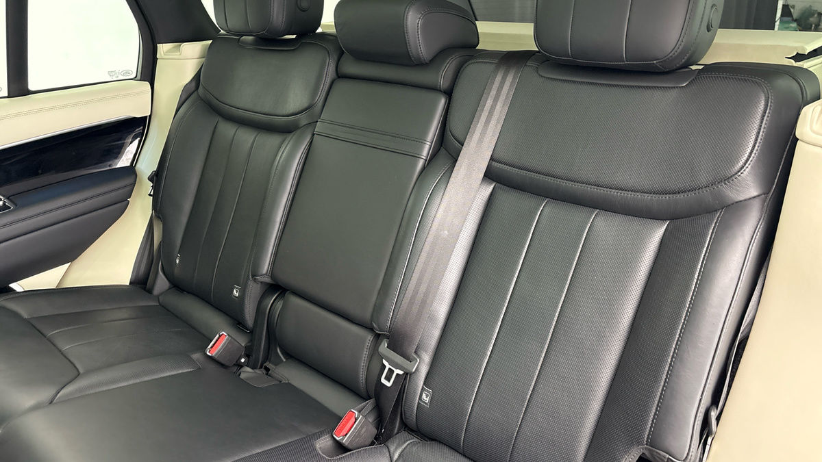 Land Rover Range Rover Image 8