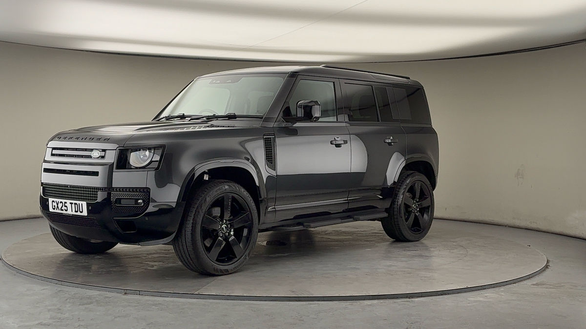 Land Rover Defender 110 Image 20