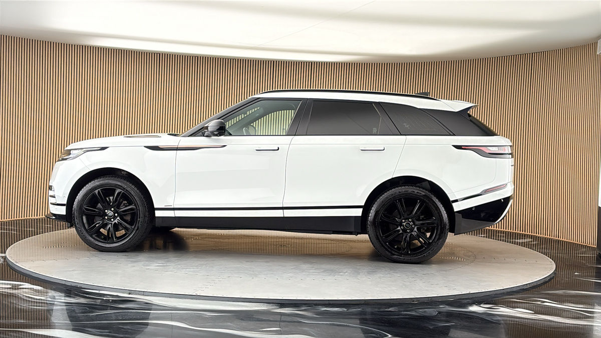 More views of Land Rover Range Rover Velar