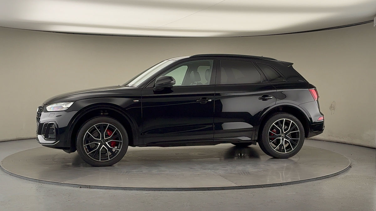 More views of Audi Q5