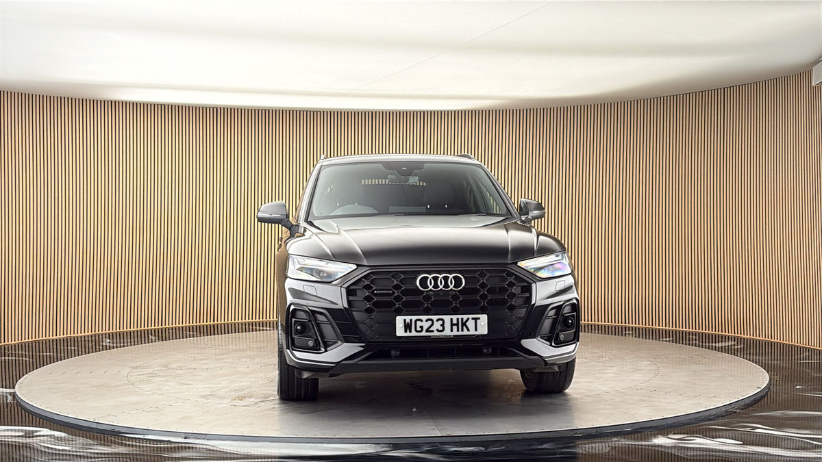 More views of Audi Q5