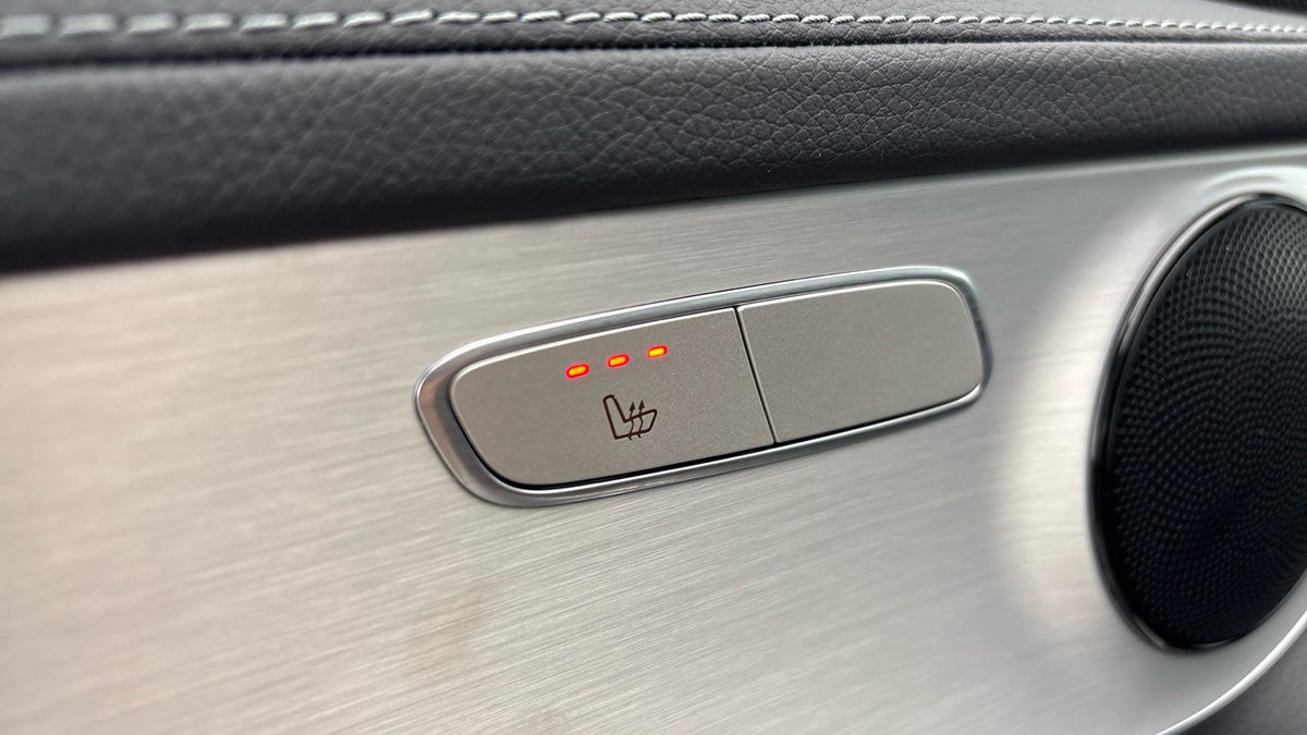 Mercedes-Benz GLC Image 29
