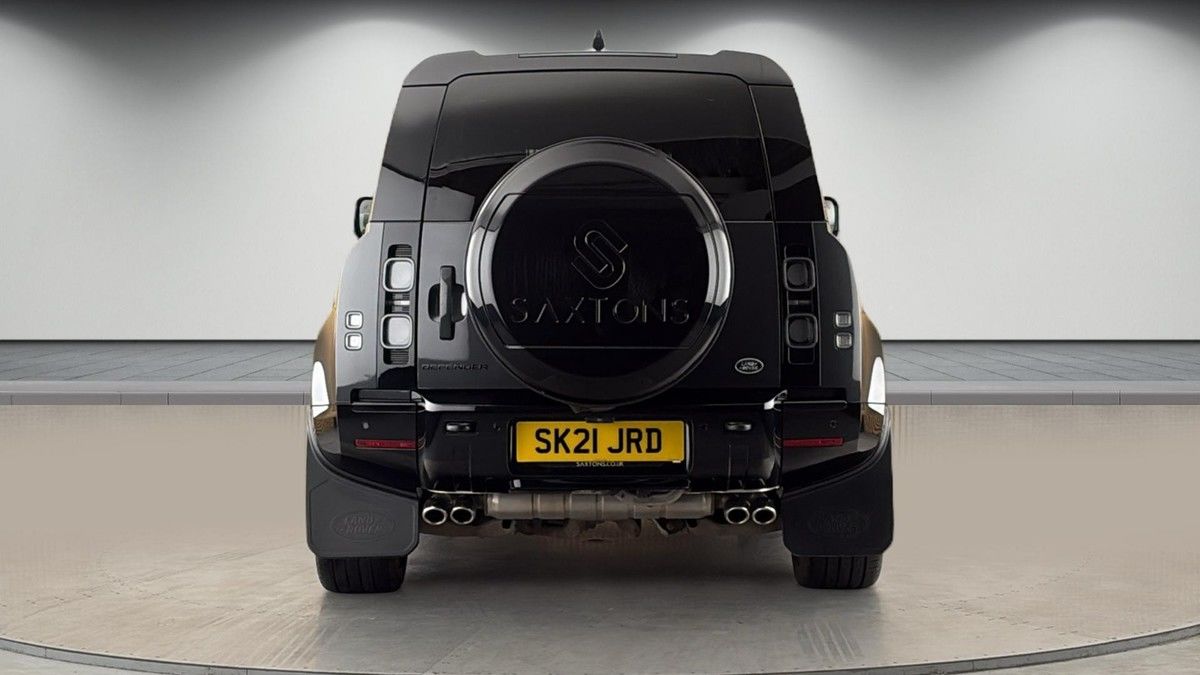 Land Rover Defender 90 Image 4