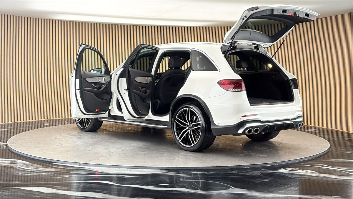 More views of Mercedes-Benz GLC